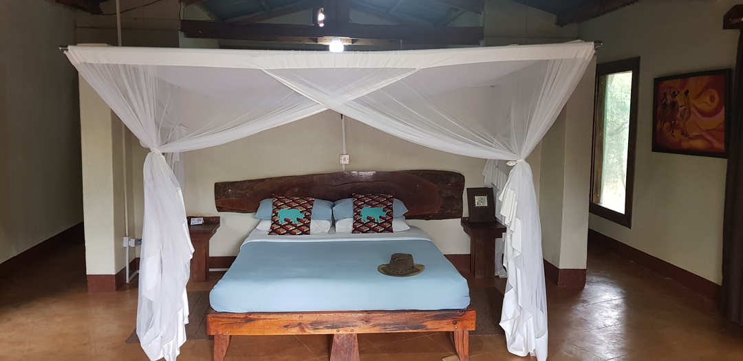 Standard chalets Bedroom Photo Amuka Safari Lodge Nakasongola Uganda Northern Western Region 2