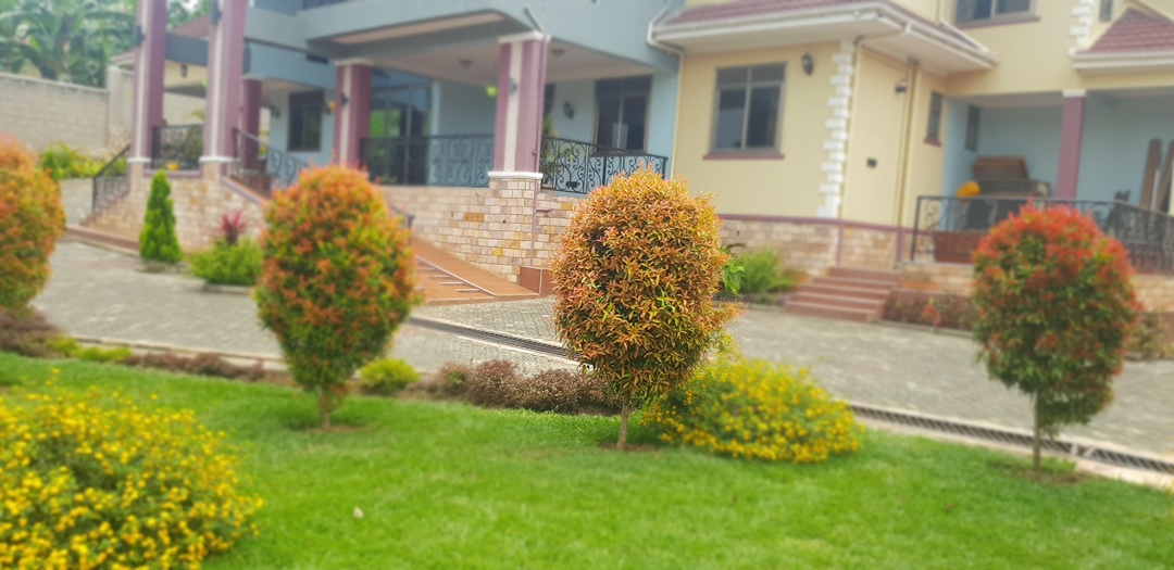 Property Exterior Photo Fort-Heights Homestay, Fort Portal Uganda Western Region