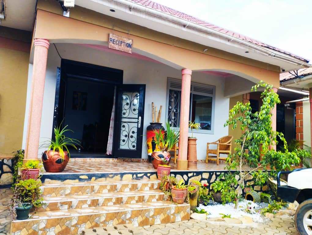 Room Exterior Photo Trinity Motel Entebbe Uganda Central Region