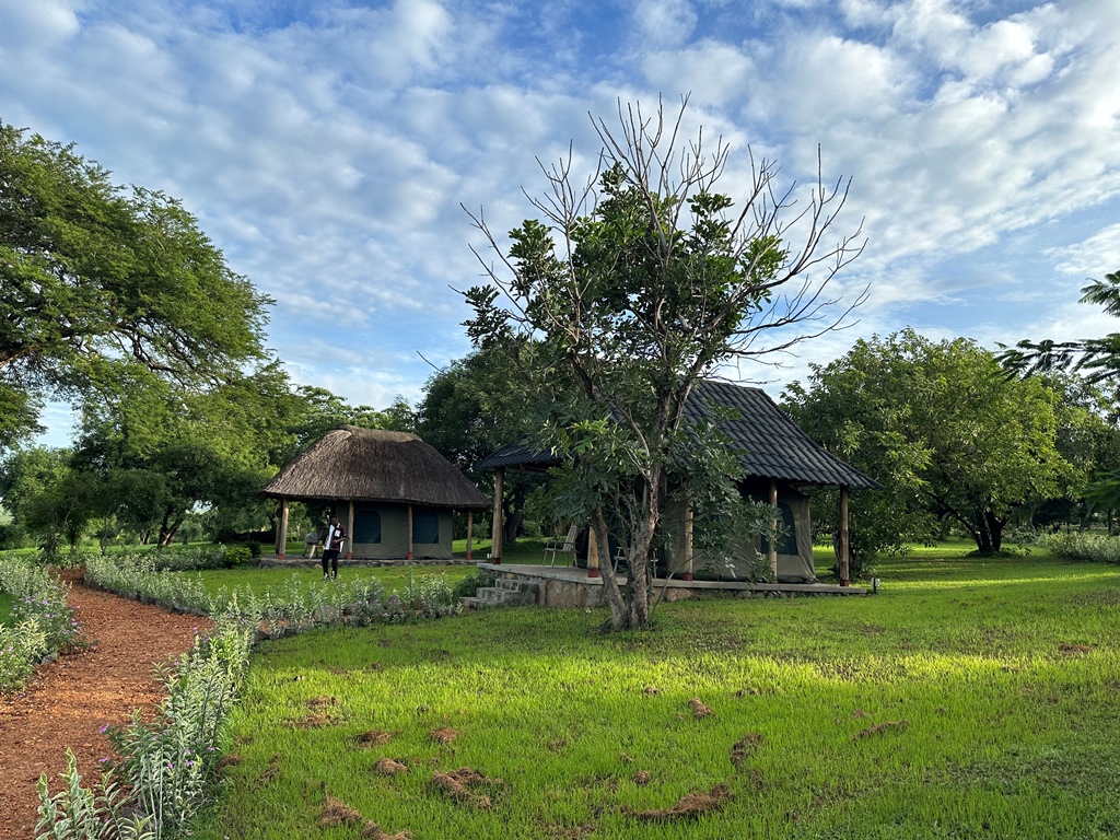 Room Exterior Photo Fort Murchison Pakwach Uganda Northern Western Region 1