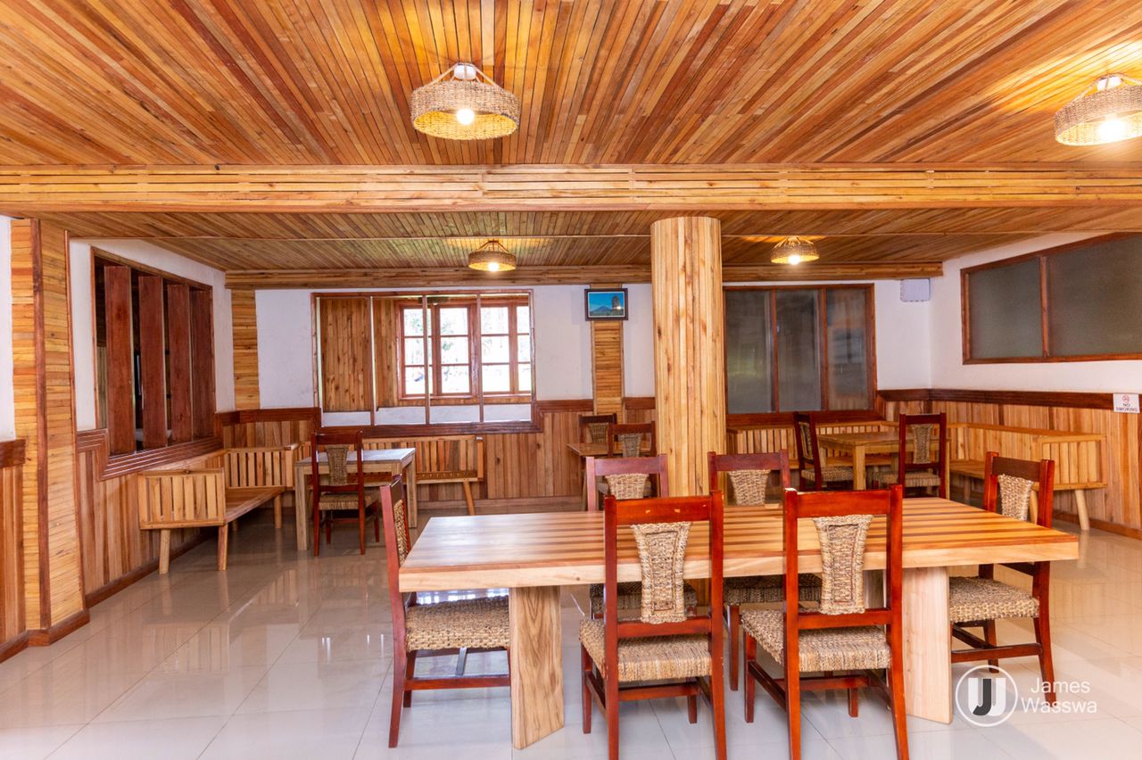 Restaurant Photo Nsaho Resort Hotel Fort Portal Uganda Western Region 1