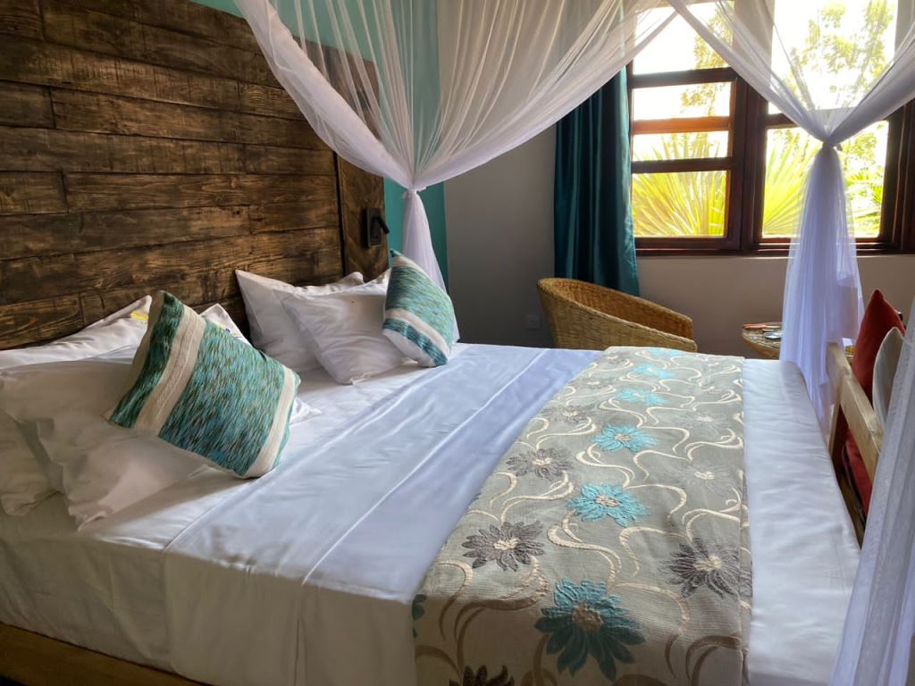 Double Bedroom Photo Nile Treatz Beach Resort Pakwach Uganda North Western Region