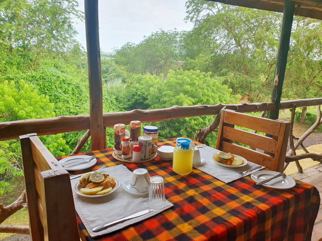 Breakfast Photo Hornbill Bush Lodge Pakwach, Murchison Falls National Park Uganda Northern Western Region