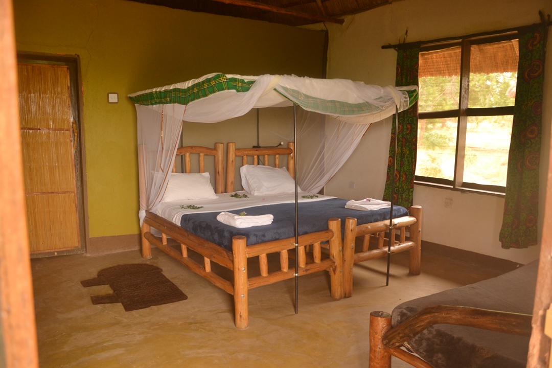 Twin Bedroom Photo Hornbill Bush Lodge Pakwach, Murchison Falls National Park Uganda Northern Western Region