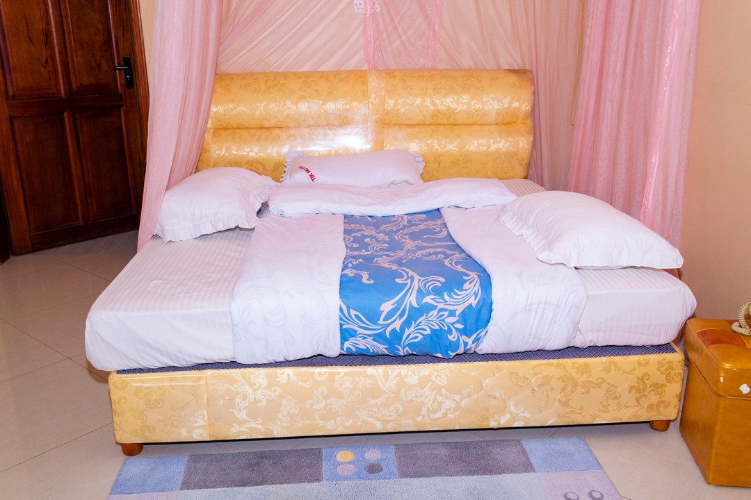 Standard Double Bedroom Photo Tik Hotel Hoima Uganda Western Region