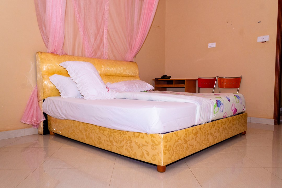 Standard Double Bedroom Photo Tik Hotel Hoima Uganda Western Region 2