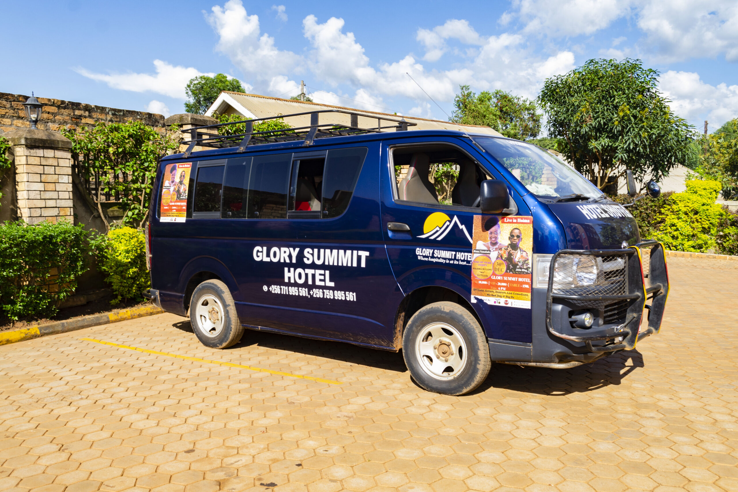 Tourist Vehicle Photo Glory Summit Hotel Hoima Uganda Western Region