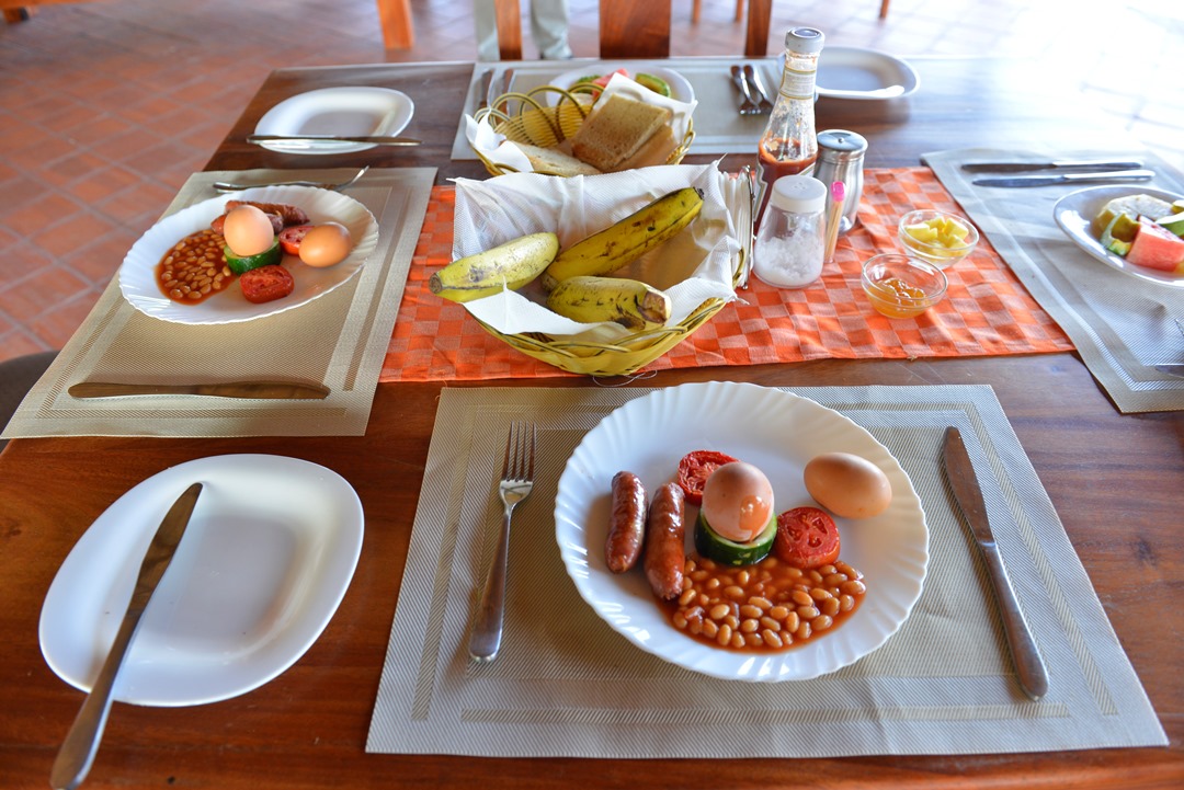 Break fast Photo Twiga Safari lodge Pakwach, Murchison Falls National Park Uganda Northern Western Region