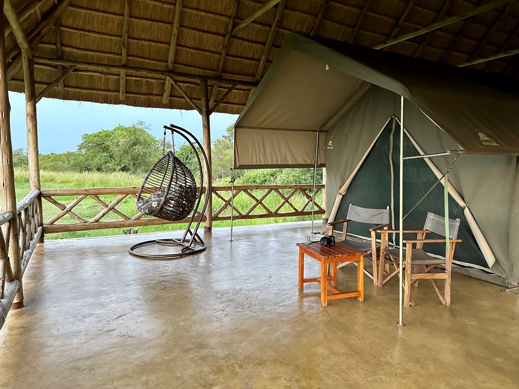 Balcony Photo Twiga Safari lodge Pakwach, Murchison Falls National Park Uganda Northern Western Region