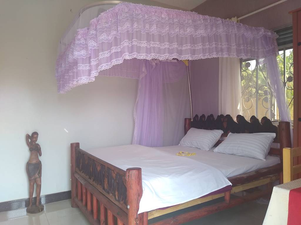 Single Bedroom Photo Trinity Motel Entebbe Uganda Central Region