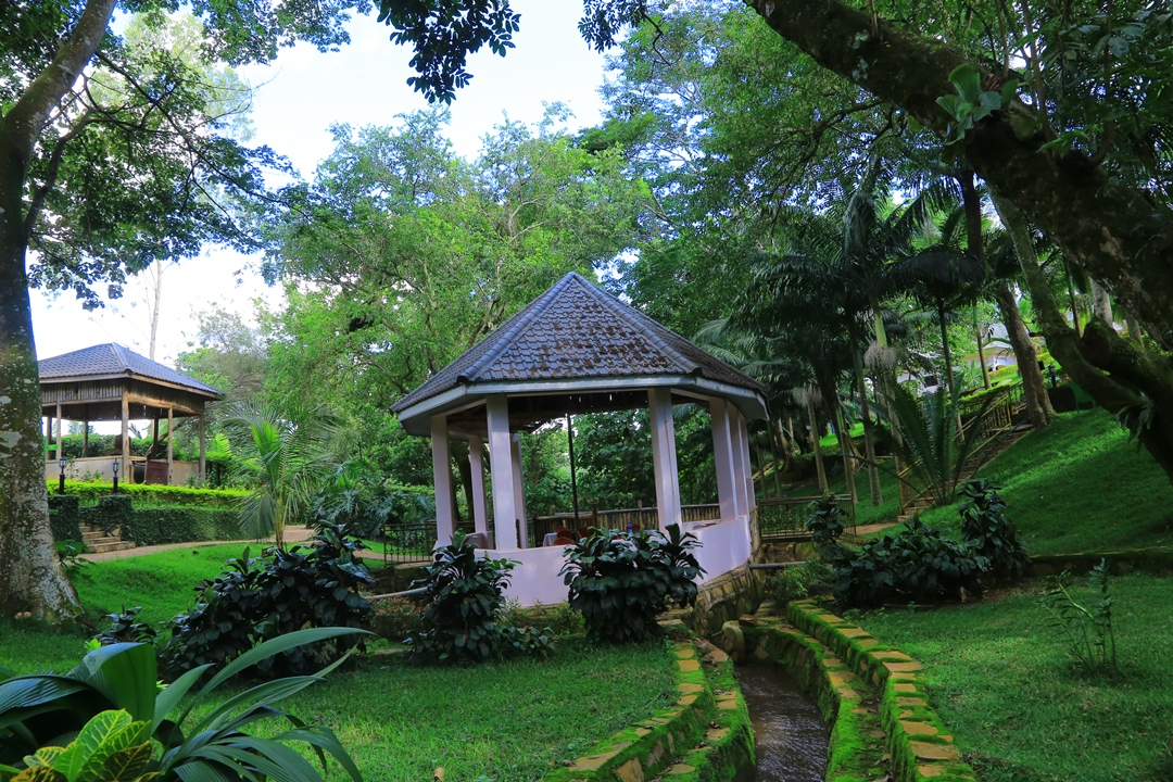 Gardens Photo Miika Eco Resort Hotel Hoima Uganda Western Region