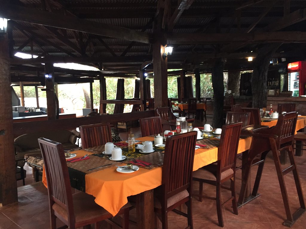 Restaurant Photo Amuka Safari Lodge Nakasongola Uganda Northern Western Region