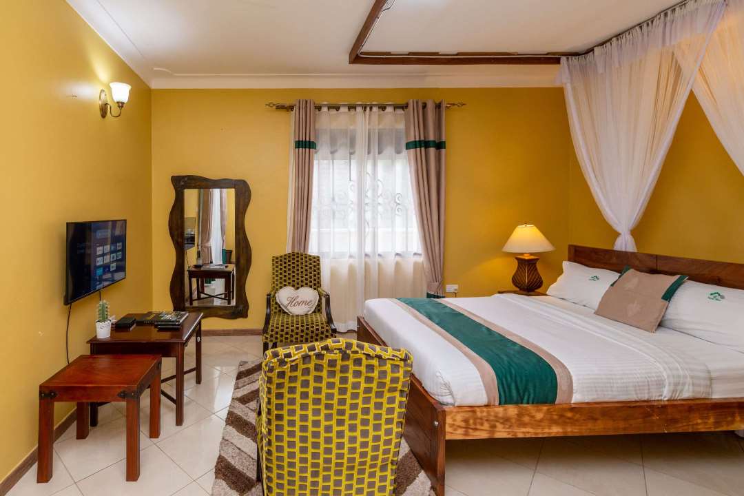 Deluxe Double Bedroom Photo Home Bliss Hotel Fort Portal Uganda Western Region Region 1