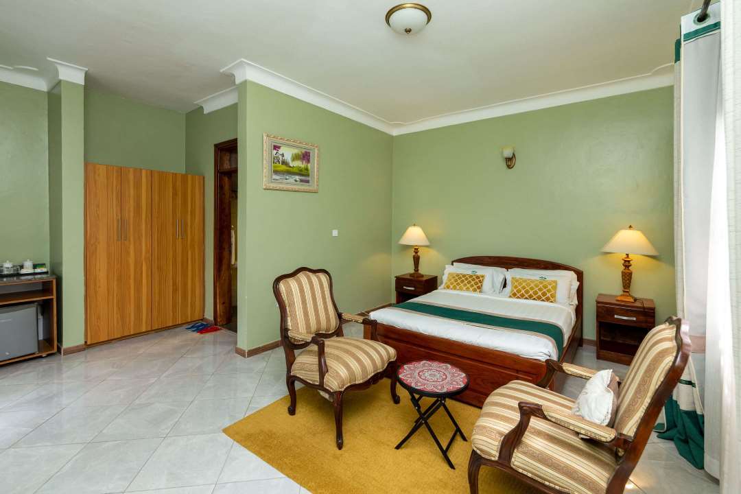 Deluxe Double Bedroom Photo Home Bliss Hotel Fort Portal Uganda Western Region Region