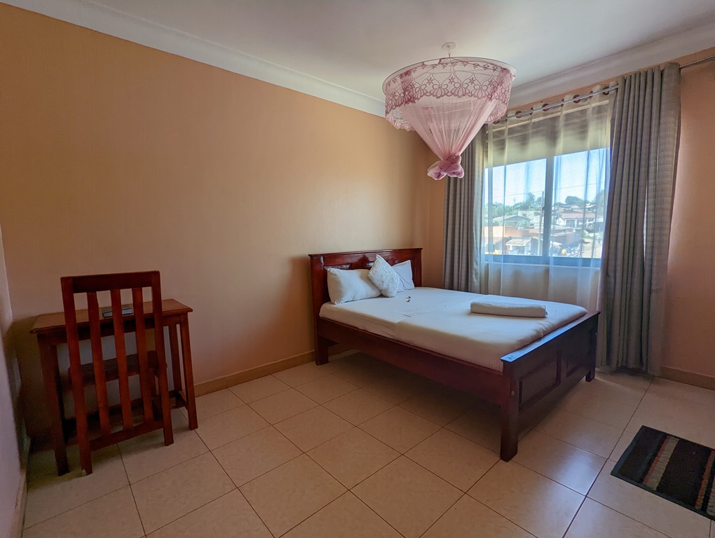 Deluxe Double Bedroom Photo Kasenene Legacy Hotel Fort Portal Uganda Western Region 1