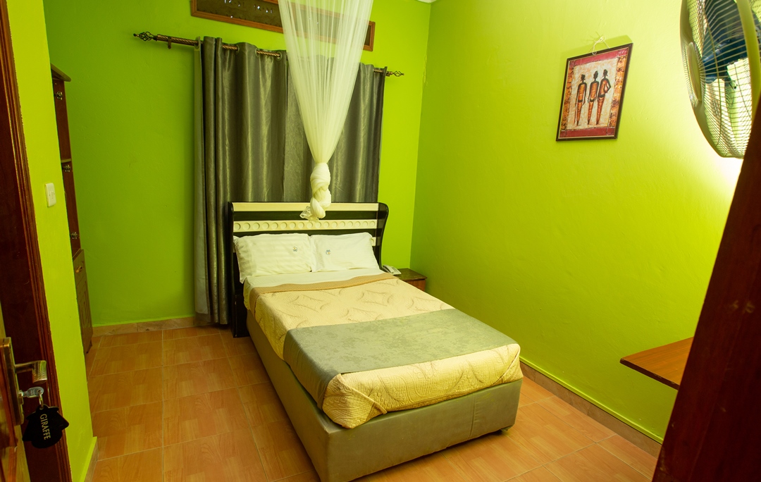 Single Bedroom Photo Trisek Hotel Hoima Uganda Western Region