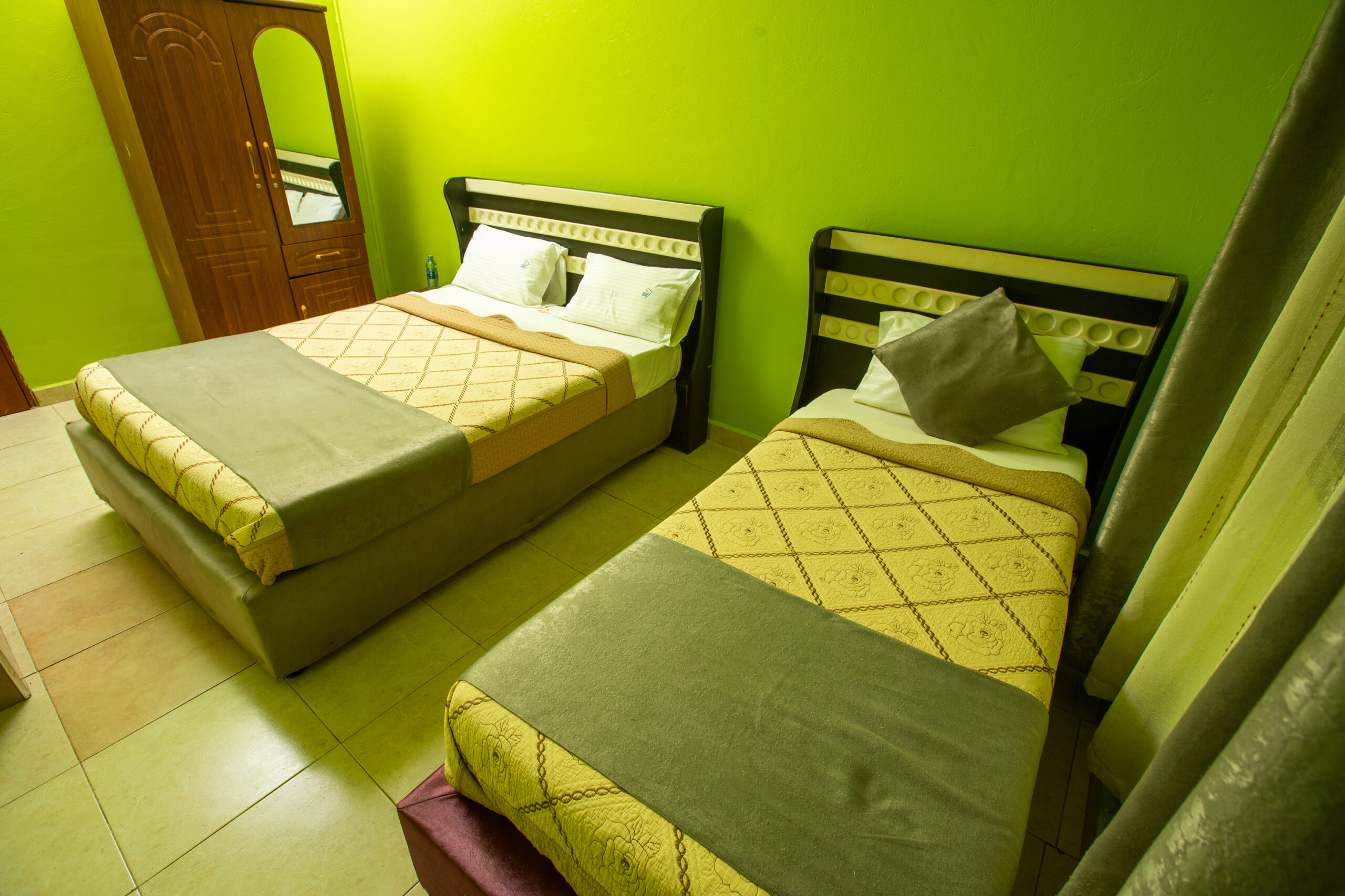 Twin Bedroom Photo Trisek Hotel Hoima Uganda Western Region 1