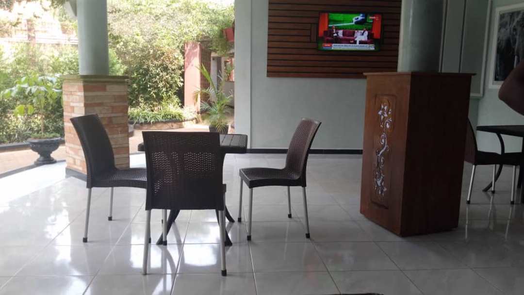 Bar sitting area Photo De'Place Hotel Hoima Uganda Western Region