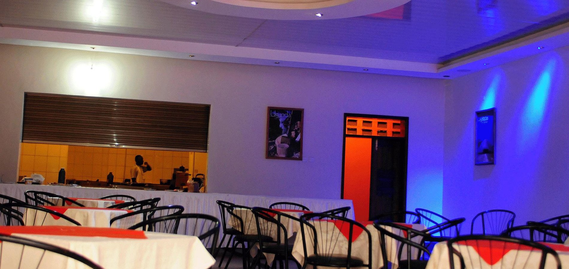 Restaurant Photo Kalya Courts Hotel Fort Portal Uganda Western Region 02