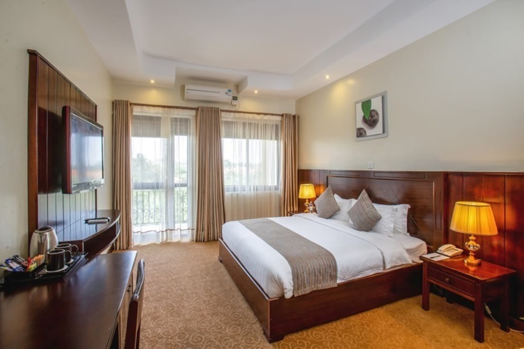 Business Suite Bedroom Photo Nyaika Hotel Fort Portal Uganda Western Region Region