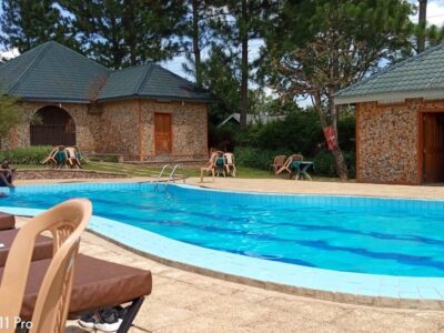 Outdoor swimming pool Photo Hotel Kontiki Hoima Uganda Western Region