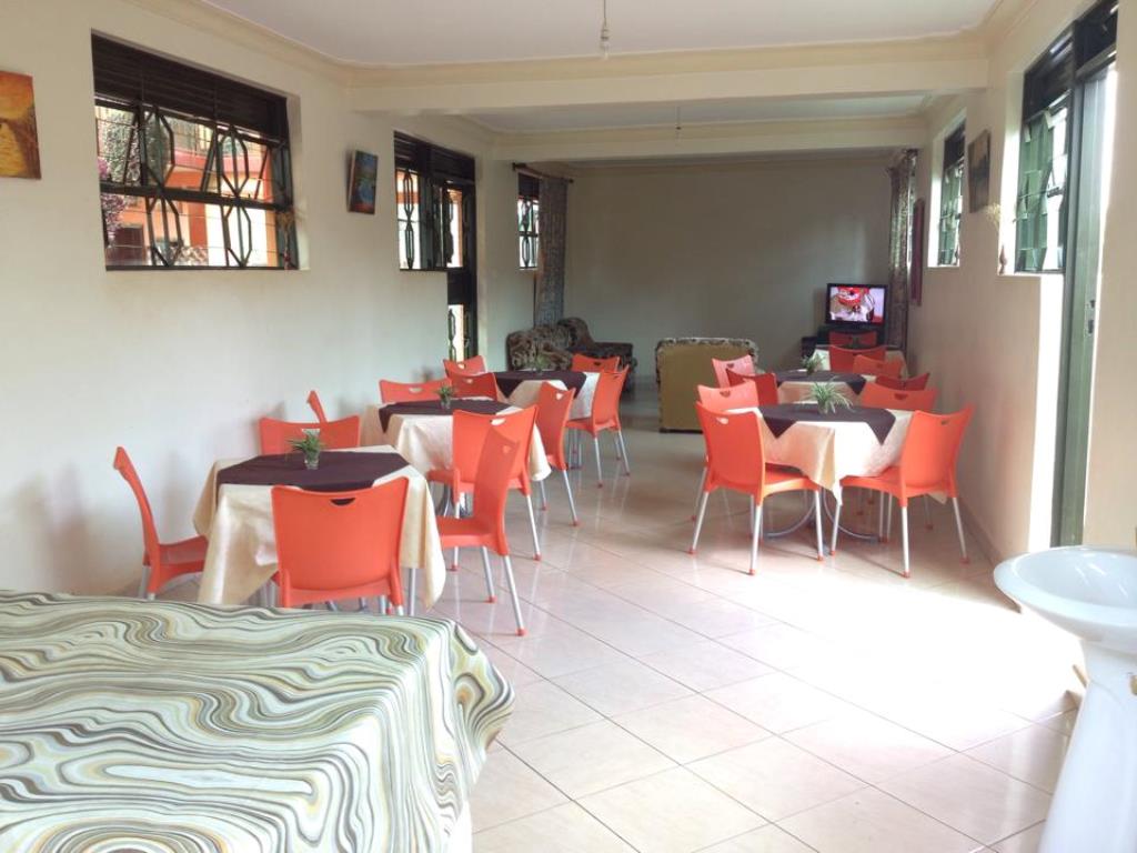 Restaurant Photo Westend Motel Fort Portal Uganda Western Region 1