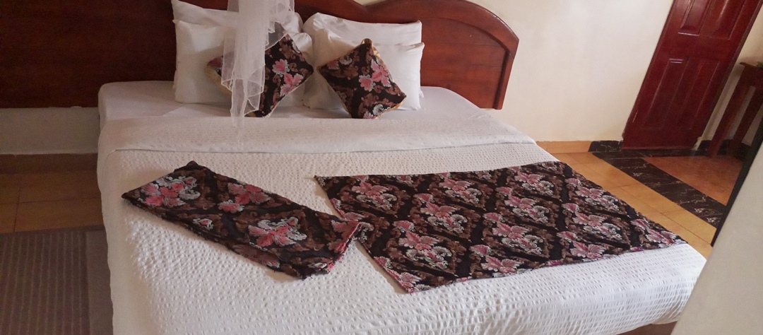 Double Bedroom Photo Boulevard Excelsior Motel Fort Portal Uganda Western Region 01