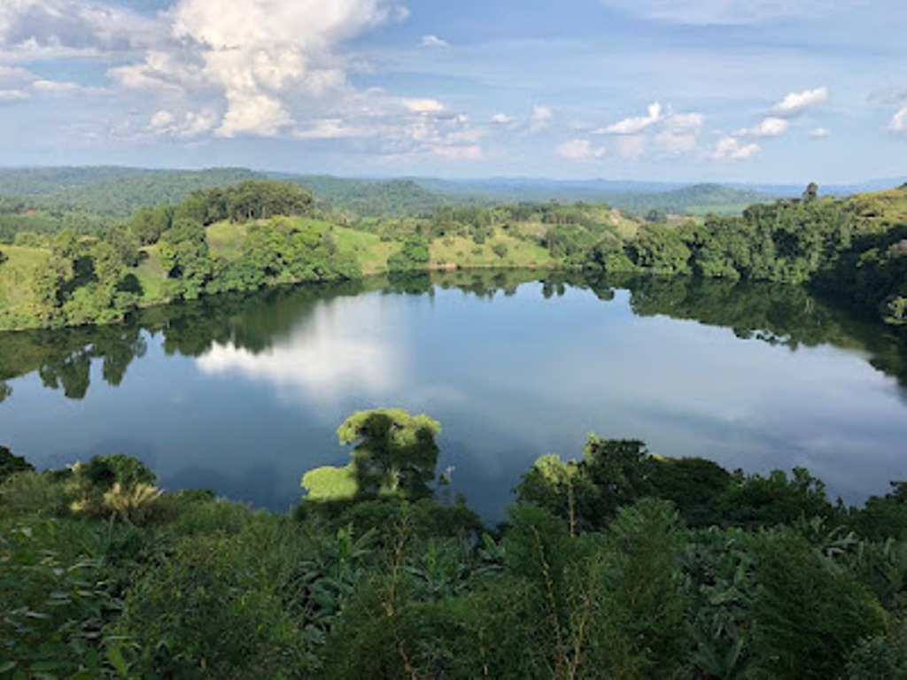 Carter Lake Photo Lake Nyamirima cottages, Kibale Forest National Park Fort Portal Uganda Western Region