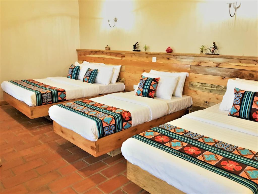 Triple Bedroom Photo Kaswa Lodge Fort Portal Uganda Western Region