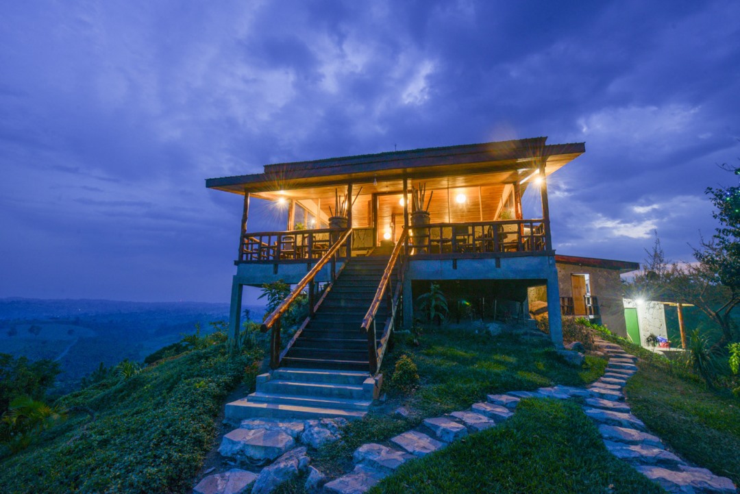 Property Exterior Photo The Coffee Lodge at Clarke Farm Fort Portal Uganda Western Region