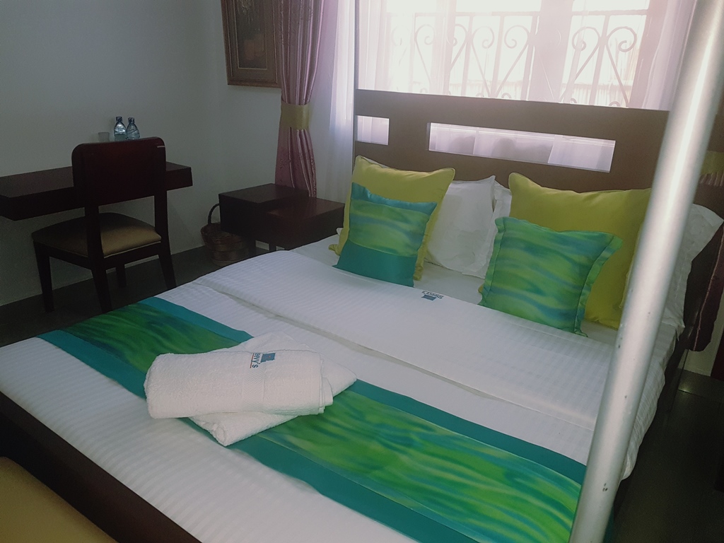 Deluxe Double Bedroom Photo Sheevys Bed and Breakfast Hotel Fort Portal Uganda Western Region