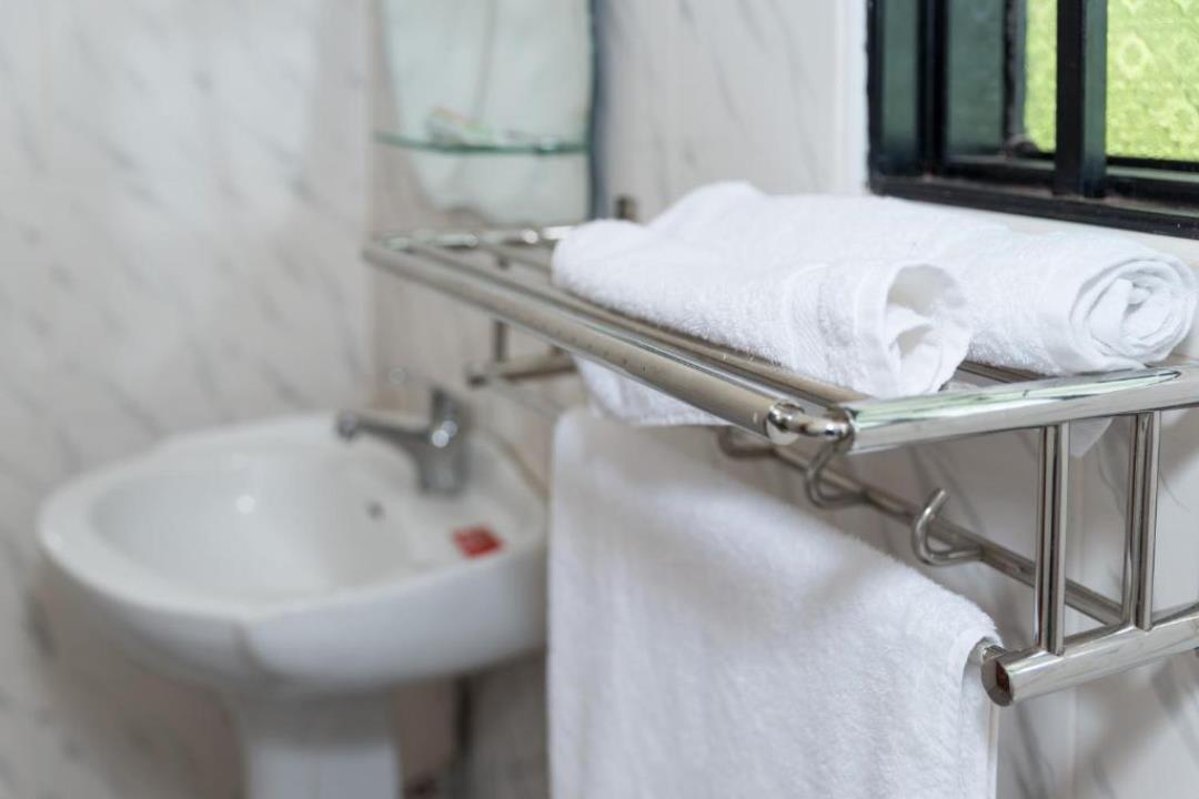 Hand wash Photo Mirembe Country Home Hotel Entebbe,Uganda Central Region