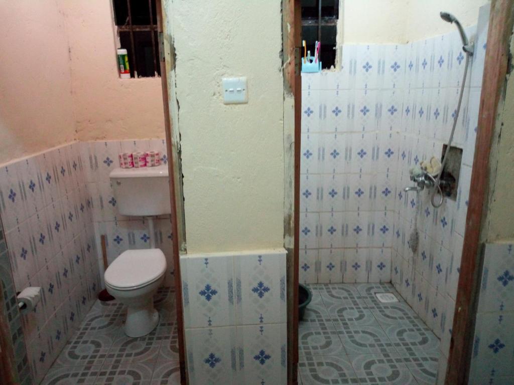 Bathroom Photo Rwenzori Homestay Kasese Uganda Western Region