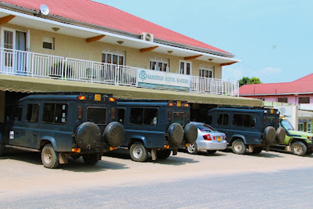 Travel cars Photo Sandton Hotel Kasese Uganda Western Region