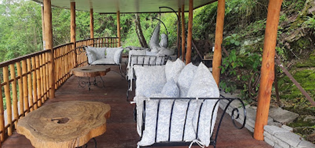 Terrace Restaurant Photo Kyaninga Lodge Fort Portal,Uganda Western Region