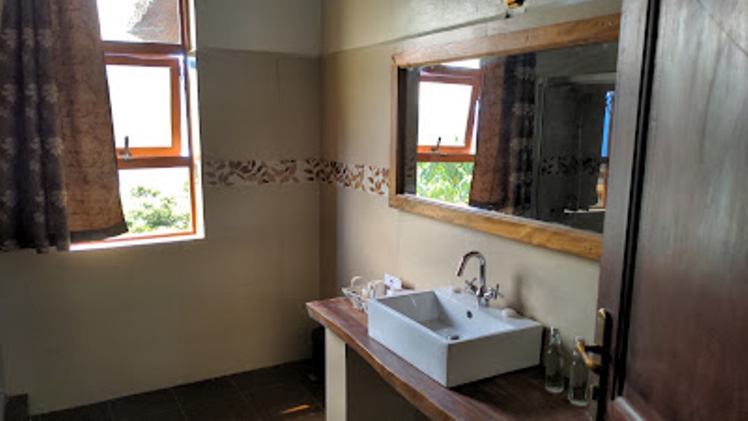 Hand wash Photo Crater Safari Lodge,Kibale Forest National Park Fort Portal Uganda Western Region