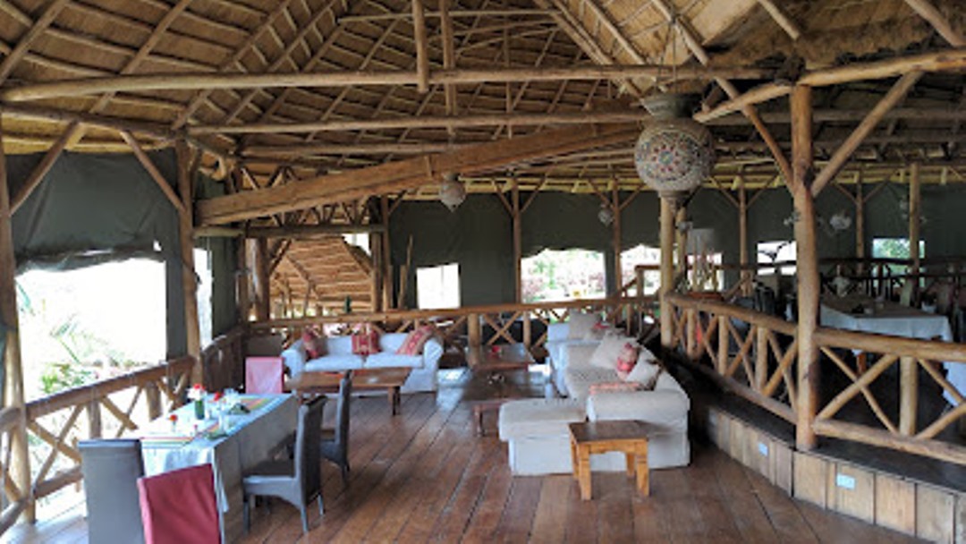 Restaurant Photo Crater Safari Lodge,Kibale Forest National Park Fort Portal Uganda Western Region