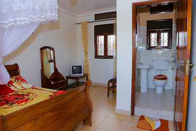 Bathroom Photo Collin Hotel Kasese Uganda Western Region