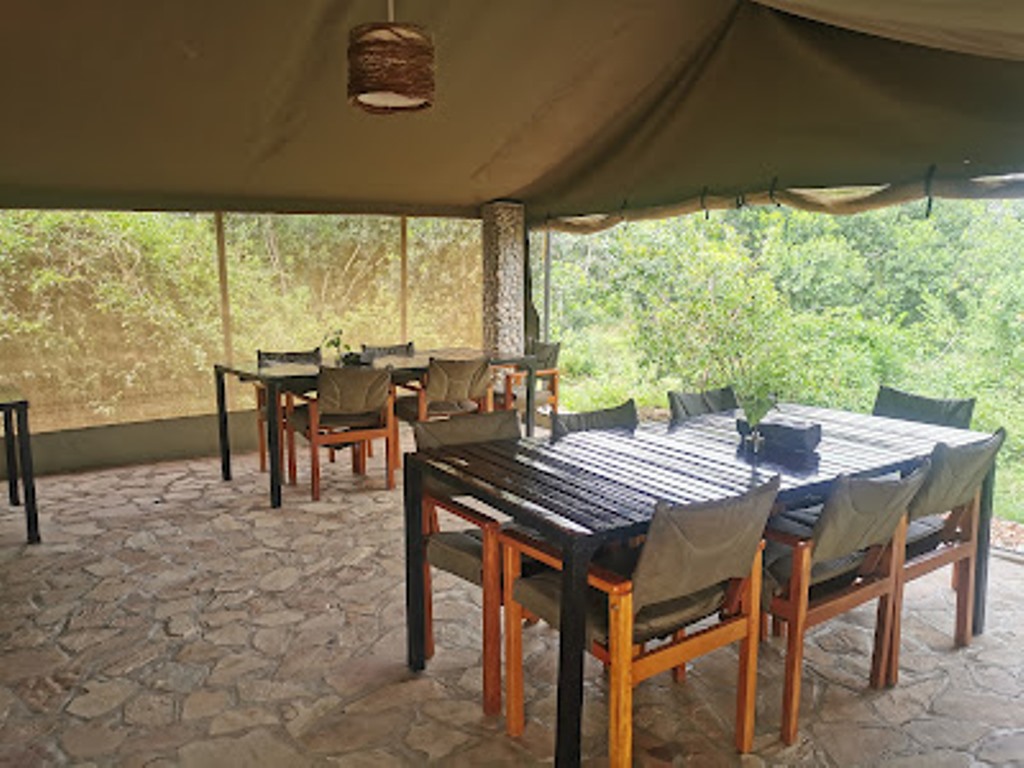 Restaurant Interior Photo Queen Elizabeth Bush Lodge Kasese Uganda Western Region 1