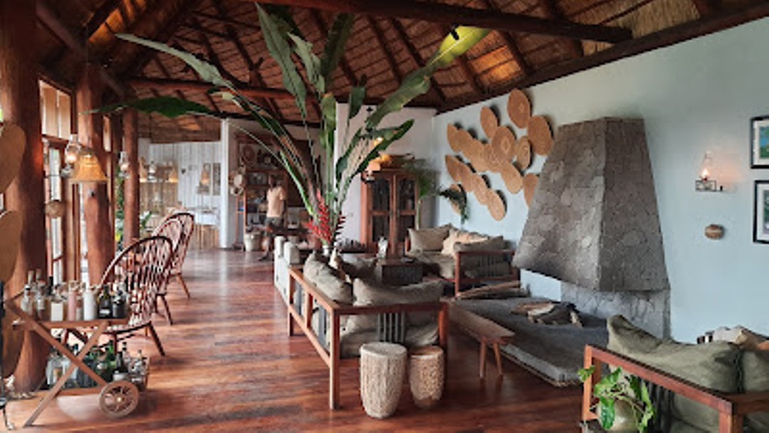 Lobby Photo Papaya Lake Lodge,Kibale Forest National Park Fort Portal Uganda Western Region