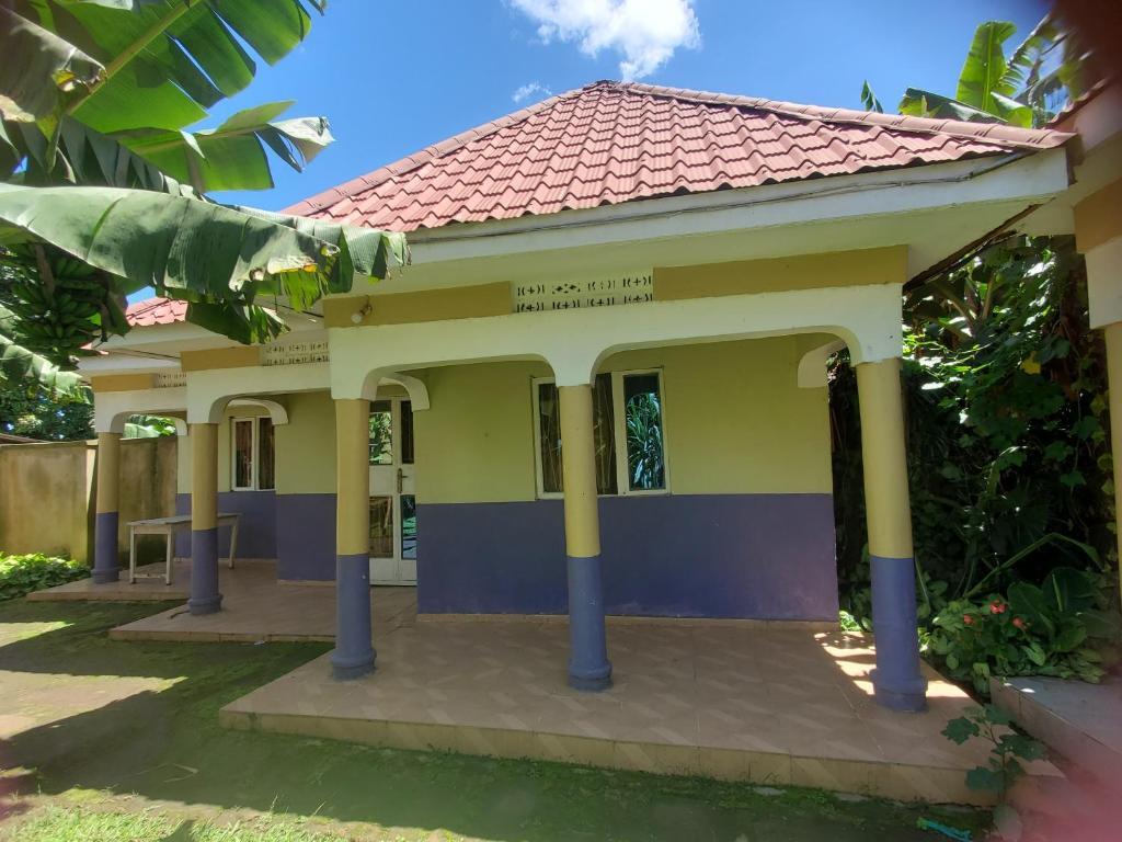 Property Exterior Photo Havannah Campsite and Homestay Fort Portal ,Uganda Western Region 1