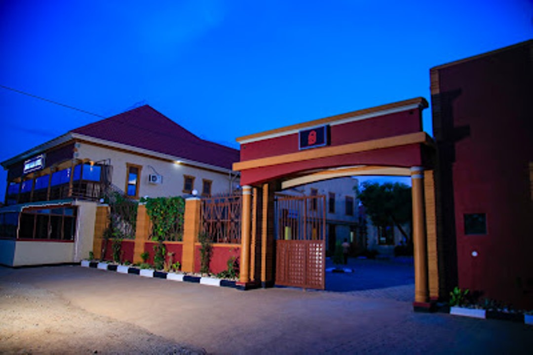 Property Exterior Photo Bwiranda Hotel Kasese Uganda Western Region