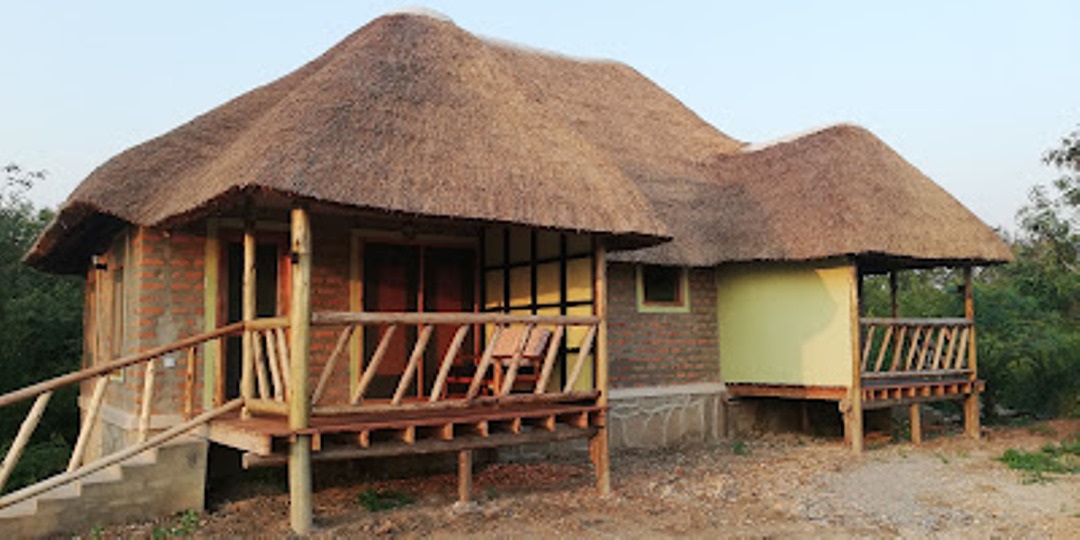 Room Exterior Photo Irungu Forest Lodge & Campsite Kasese Uganda Western Region