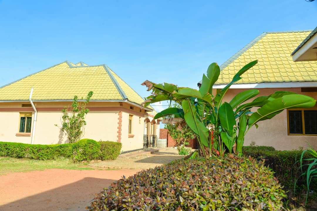 Property Exterior Photo Countryside Resort Kasese Uganda Western Region 2