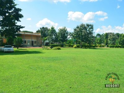 A photograph showing the gardens at Kaliro Country Resort taken during a town tour to Kaliro in Eastern Uganda.