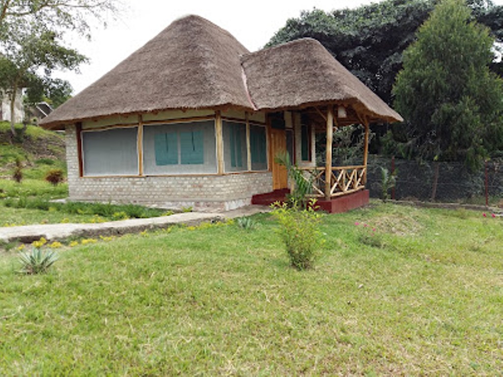 Room Exterior Photo The Baboon Safari Resort Katunguru Uganda Western Region