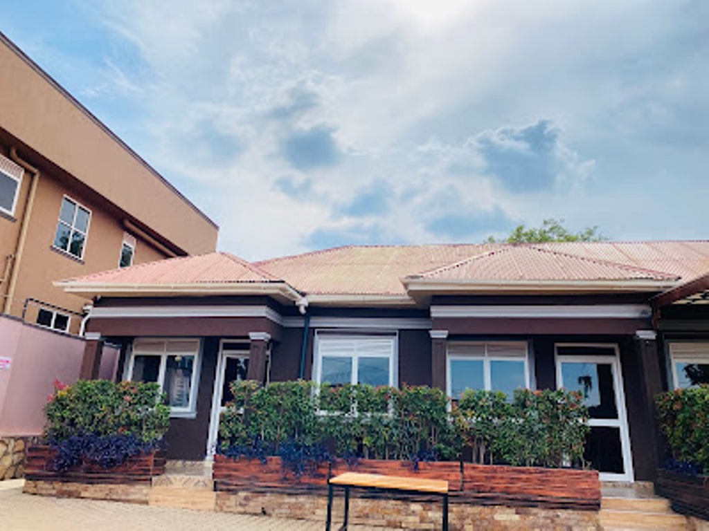 Restaurant Exterior Photo Grady Hotel Kampala Uganda Central Region