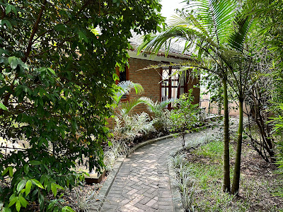 Walkway to the room Photo Ibanga Escape Resort Lodge Kichwamba Uganda Western Region