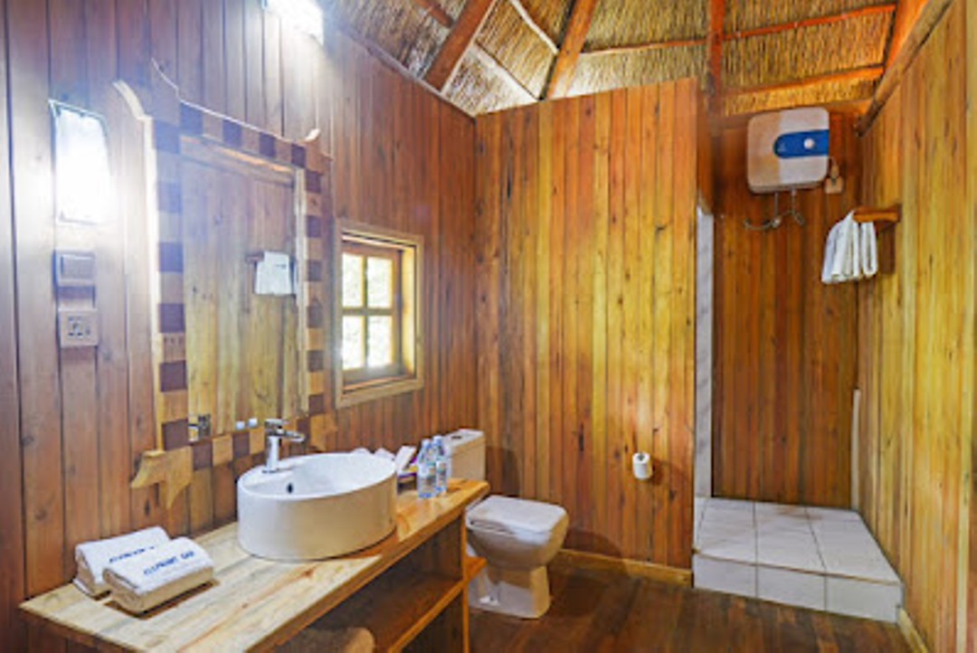 Bathroom Photo Elephant Hab Lodge Kasese Uganda Western Region 1