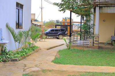 Parking Photo Golden Suites Hotel Entebbe Uganda Central Region